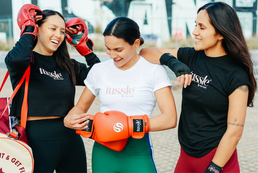 benefits of tri-blend tees for female boxers featured image