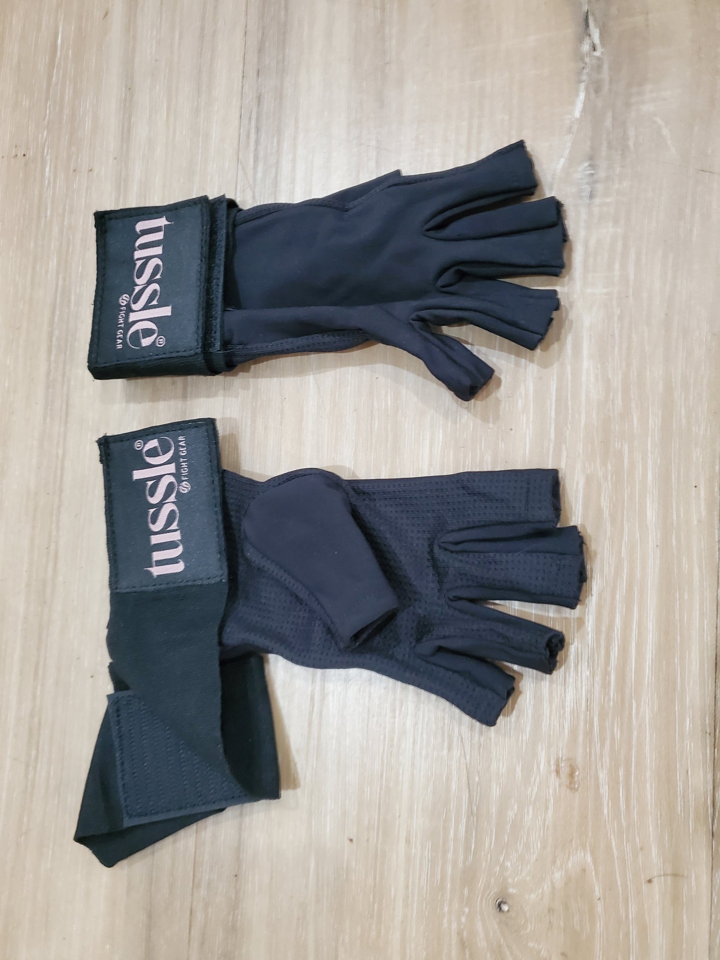 Protective Gloves for Women